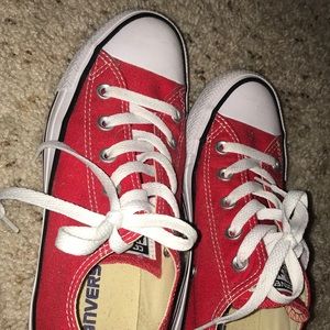 Red converse, never worn!